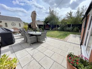 Clacton Road- click for photo gallery